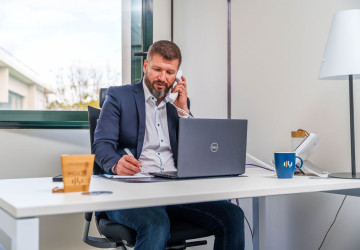 bureau ferme a louer a nantes est